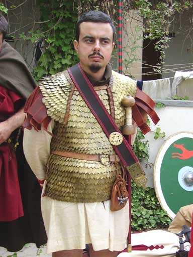 [Image: 2005archeon33.jpg]