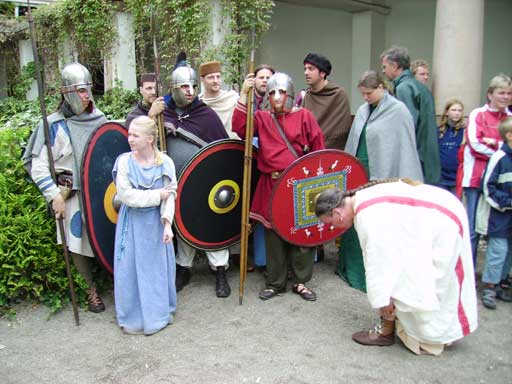 [Image: 2005archeon38.jpg]