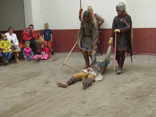 [Image: 2005archeon43.jpg]