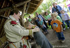 Chariovalda recruiting a young volunteer.