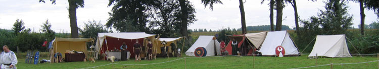 The Roman camp. From left to right, three open tents from Pax Romana, then three tents in the corner of the Minervii, then the new tent of Fectio